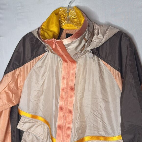 Nike Air Jordan Future Primal Track Jacket. Size Small. - Picture 6 of 13